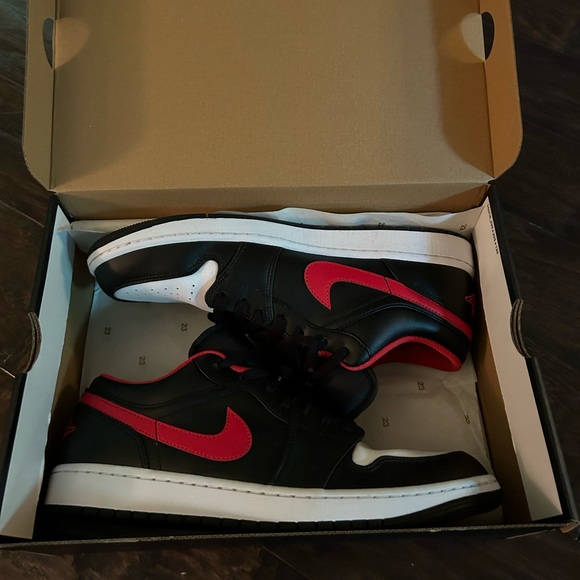 Nike Air Jordan 1 Low OG 2023 Black White Red Size 12 - Picture 15 of 15